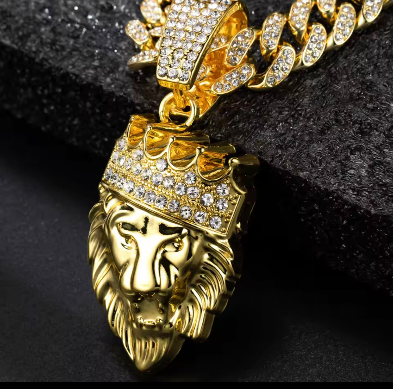 Crown Lion Head Pendant Necklace,