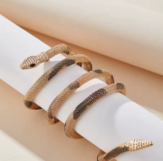 Snake Jewelry Hot Iron Flexible Twisted Jewelry Bendable Snake Head Pendants